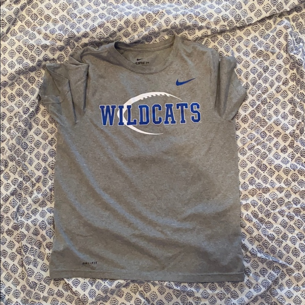 Kentucky wildcats t shirt
